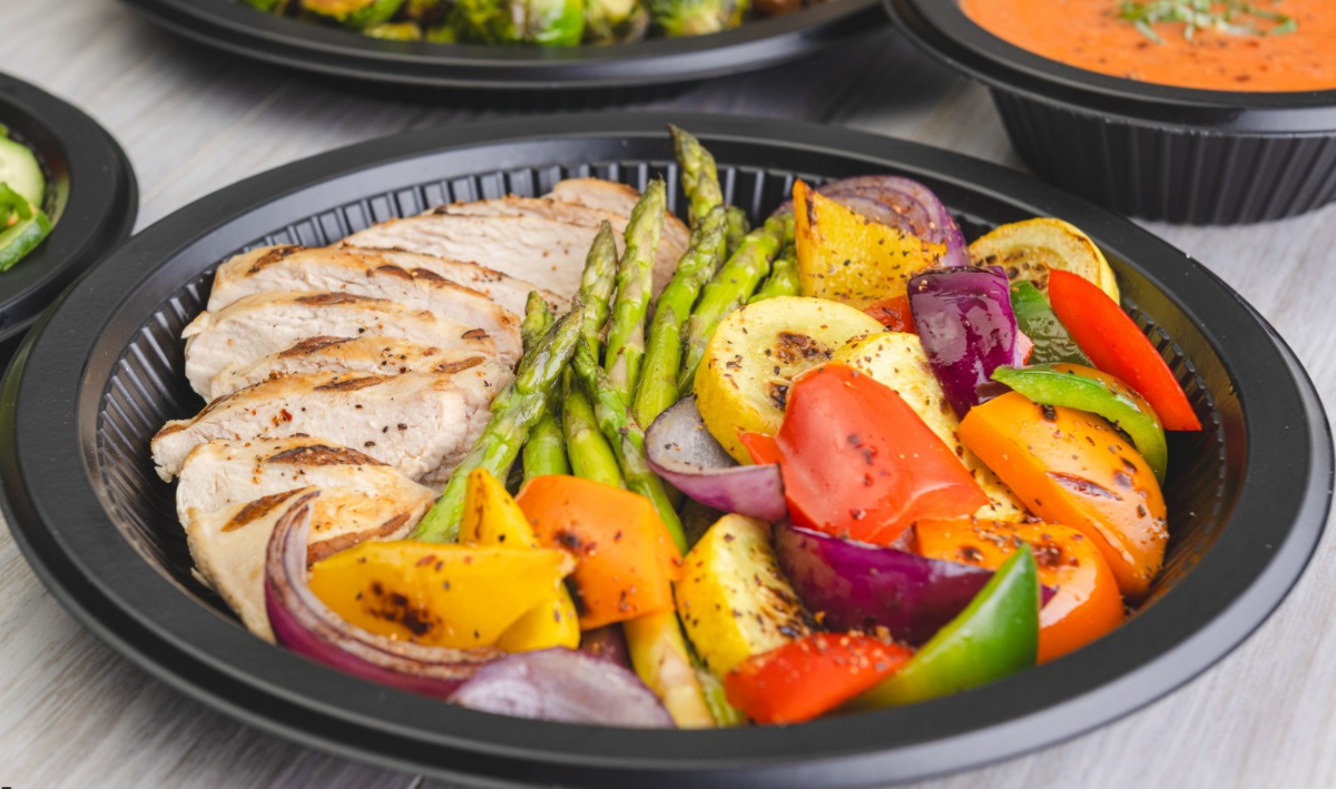 Hộp Sushi Tròn Có Thể Phân Hủy xử lý độ ẩm và sự ngưng tụ từ sushi mới làm như thế nào?